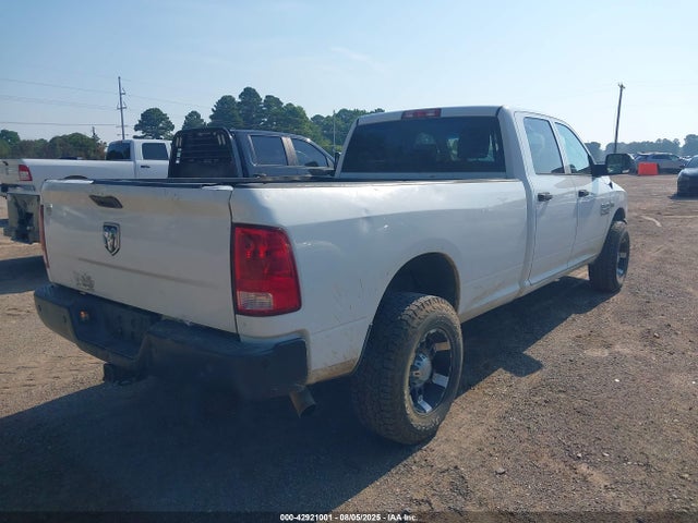 3C6UR4HJ8EG327977 RAM 2500