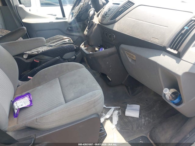 Ford Transit-250 2015 1FTNR2CG9FKA38615 Image 5