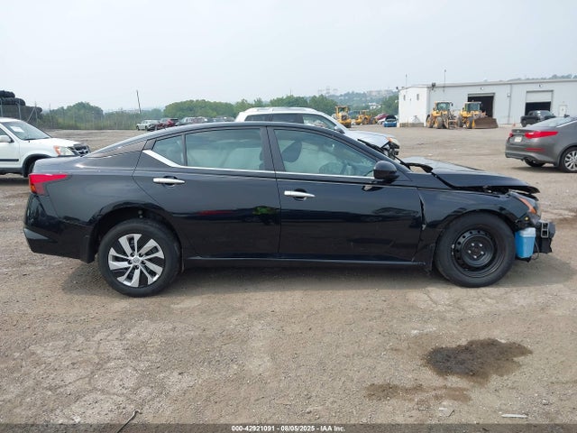 Nissan 2023 2023 1N4BL4BV3PN422041 Image 14