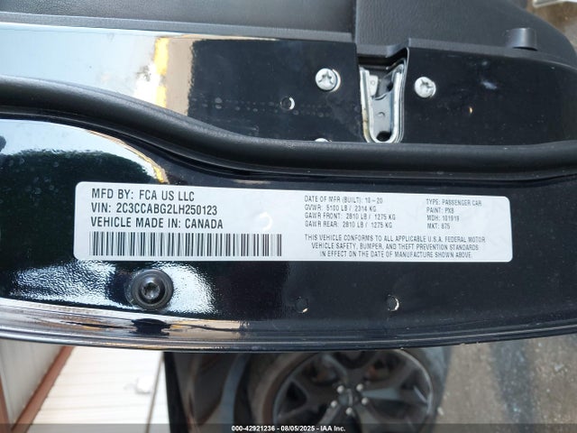 Chrysler 300 2020 2C3CCABG2LH250123 Image 9