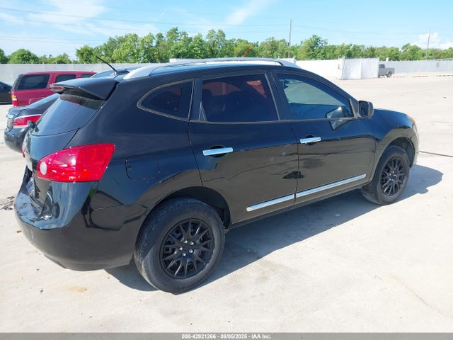 JN8AS5MT3FW652461 Nissan Rogue Select S
