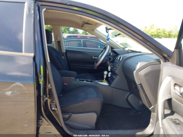JN8AS5MT3FW652461 Nissan Rogue Select S