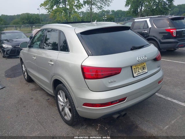 2018 AUDI Q3 WA1JCCFSXJR010712 Photo 2