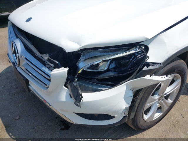 WDC0G4KB8JV080731 Mercedes-Benz m274