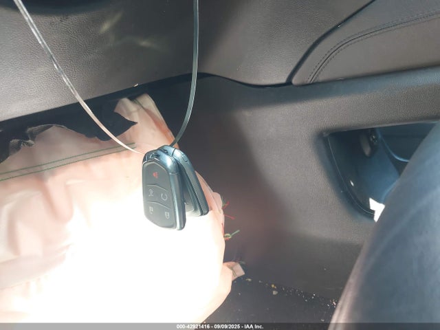 2018 CADILLAC XT5 1GYKNDRS7JZ205845 Photo 10