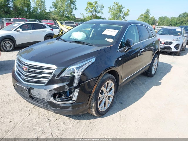 2018 CADILLAC XT5 1GYKNDRS7JZ205845 Photo 1