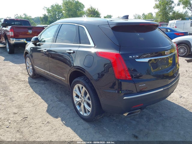 2018 CADILLAC XT5 1GYKNDRS7JZ205845 Photo 2