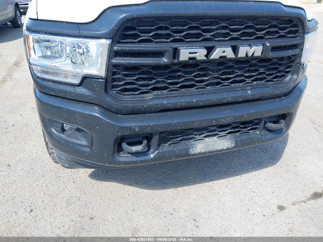 3C6UR5CJ8KG518257 RAM 2500