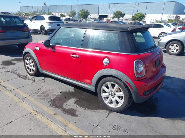 2012 MINI COOPER S WMWSV3C57CTY19204 Photo 2