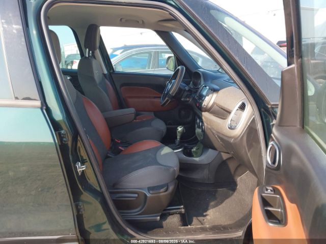 2014 FIAT 500L ZFBCFADH7EZ008068 Photo 4