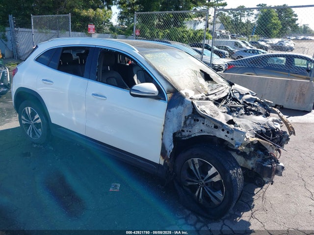 2025 Mercedes-benz Gla 250 4matic მანქანა იყიდება აუქციონზე, vin: W1N4N4HB2SJ668873, აუქციონის ნომერი: 42921780