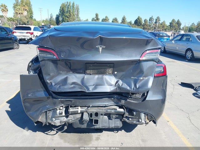 7SAYGDEEXNF572277 Tesla Model Y