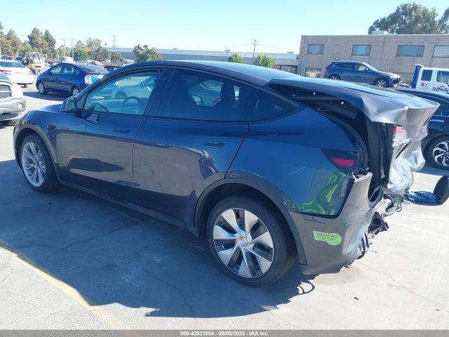 7SAYGDEEXNF572277 Tesla Model Y