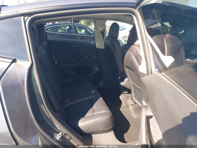 7SAYGDEEXNF572277 Tesla Model Y