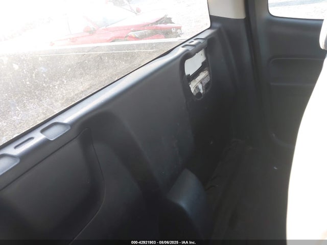 1GCHSBEA8G1381854 Chevrolet lcv - sidi; dcvcp; vvt; e85 max, e0-e100, alum