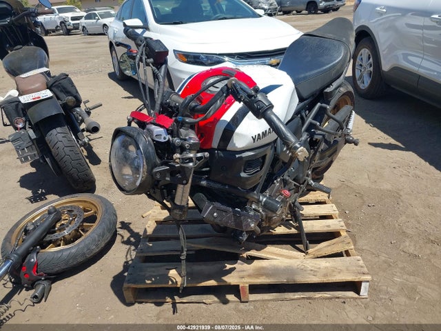 JYARM21Y5MA000518 Yamaha Mtm690 (xsr700)