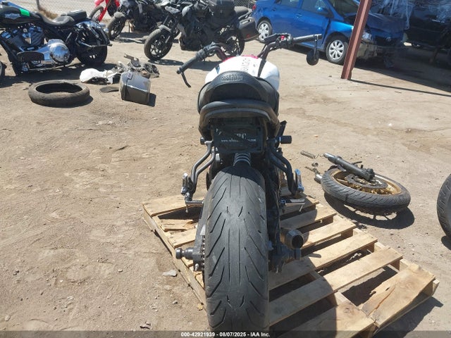 JYARM21Y5MA000518 Yamaha Mtm690 (xsr700)