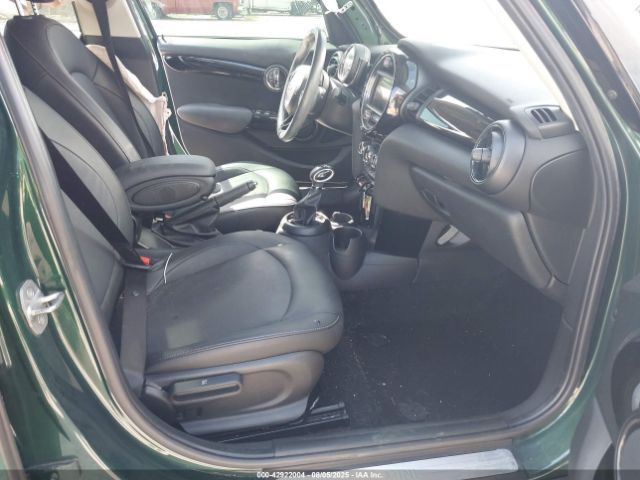 2019 MINI HARDTOP WMWXU1C59K2J01932 Photo 4