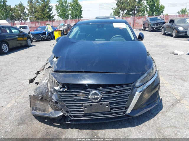 1N4BL4DV9PN353868 Nissan Altima