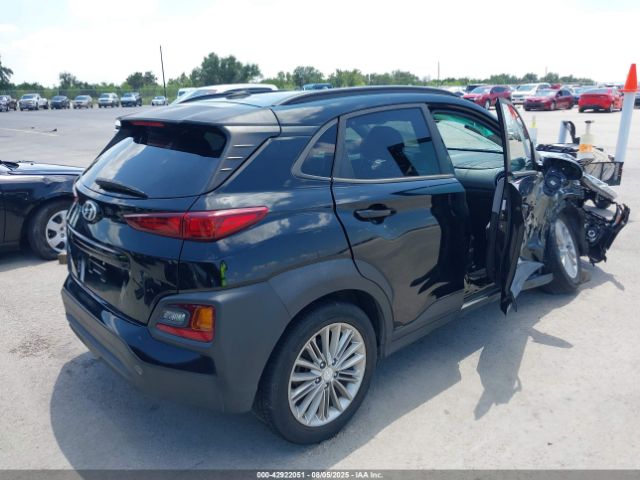 2018 HYUNDAI KONA KM8K62AA1JU084670 Photo 3