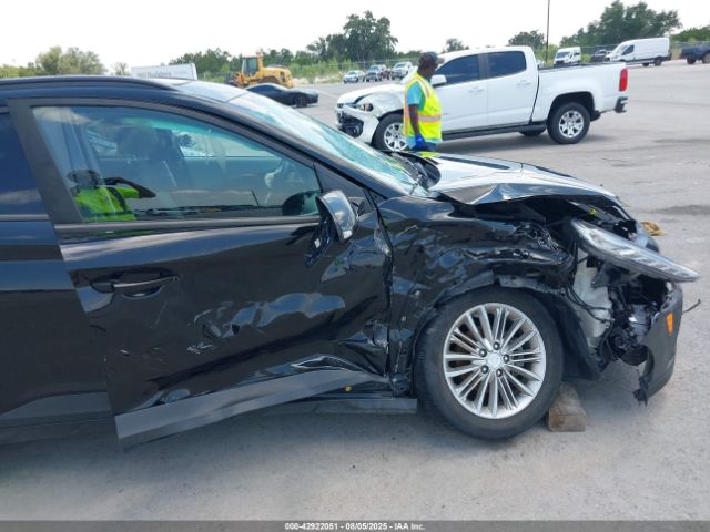 2018 HYUNDAI KONA KM8K62AA1JU084670 Photo 5