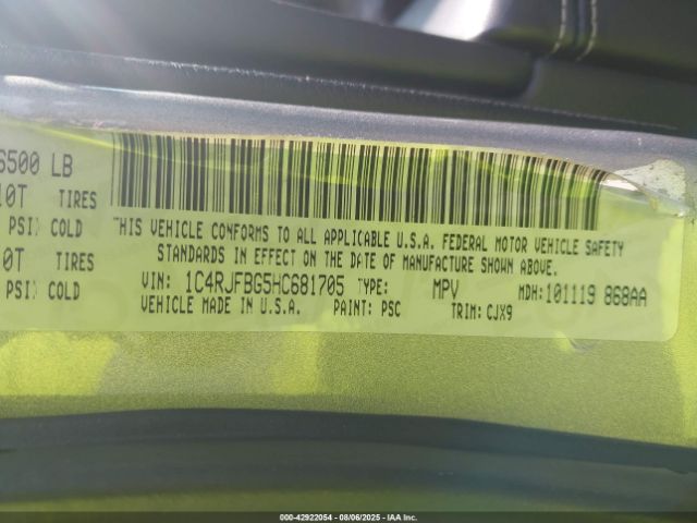 2017 JEEP GRAND CHEROKEE 1C4RJFBG5HC681705 Photo 8