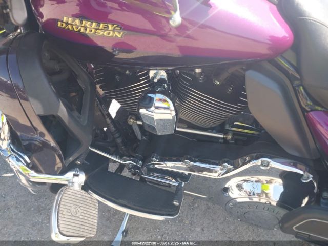 2016 HARLEY-DAVIDSON FLHTK 1HD1KEL16GB624768 Photo 8