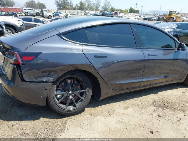 2022 TESLA MODEL 3 5YJ3E1EB1NF120218 Photo 5