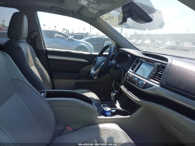 5TDKZRFH3HS514241 Toyota 2gr-fks