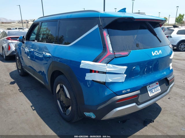 KIA ev9 2024 KNDAFFS50R6038126 Image 3