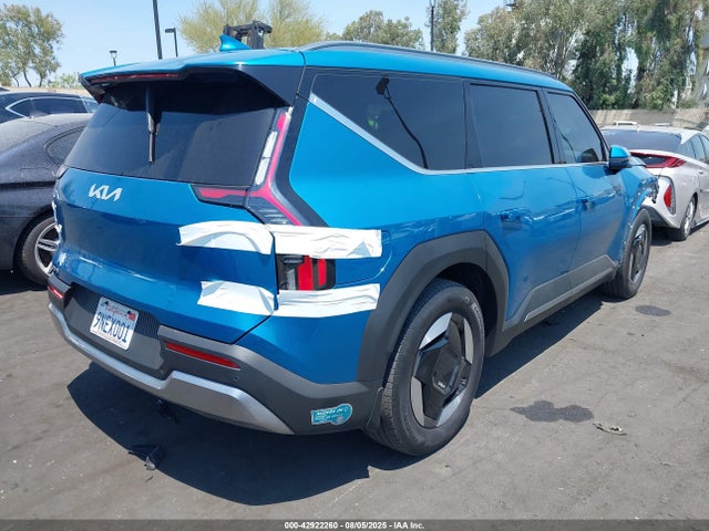 KIA ev9 2024 KNDAFFS50R6038126 Image 4