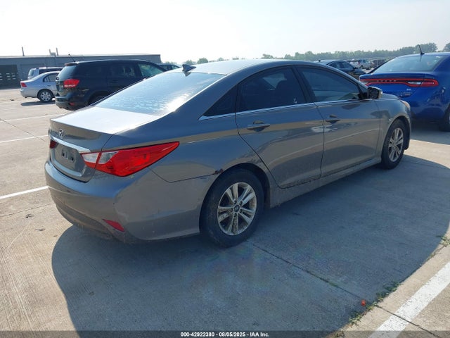 Hyundai gamma 2014 5NPEB4AC7EH857667 Image 4