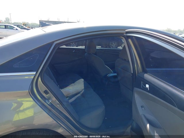Hyundai gamma 2014 5NPEB4AC7EH857667 Image 8