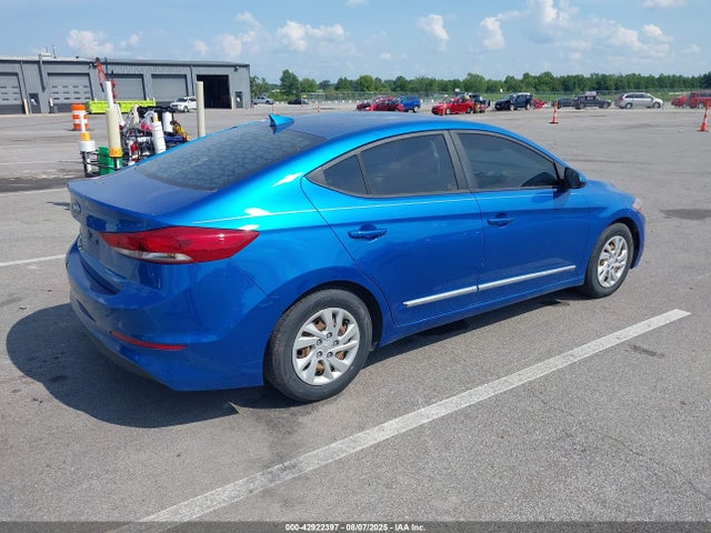 Hyundai 2017 2017 5NPD74LF5HH064683 Image 4