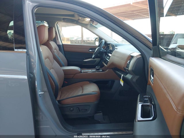 5N1DR3DH6SC253040 Nissan Pathfinder