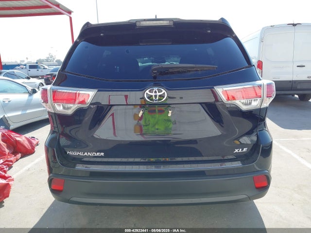 Toyota 2gr-fe 2014 5TDKKRFH2ES030884 Image 16