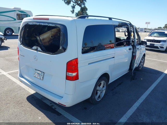 Mercedes-Benz 2016 2016 WD4PG2EE0G3107848 Image 4