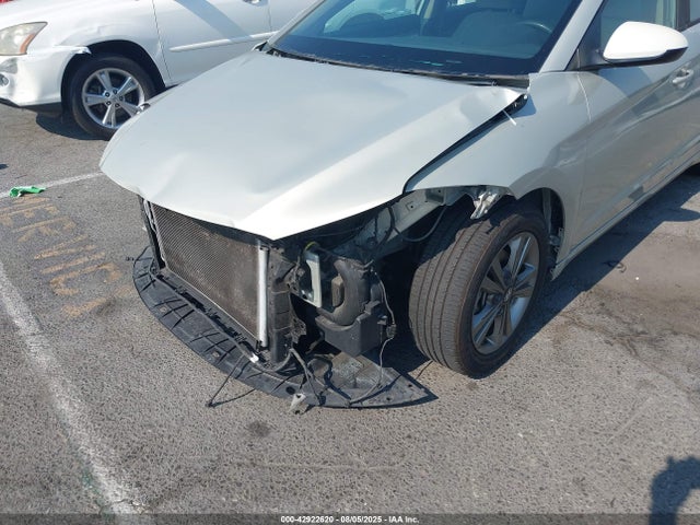 KMHD84LF0HU063942 Hyundai 2017