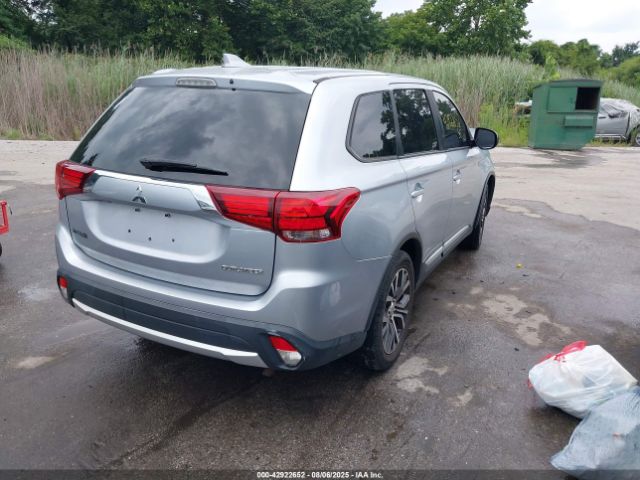 2017 MITSUBISHI OUTLANDER JA4AD2A38HZ023377 Photo 3