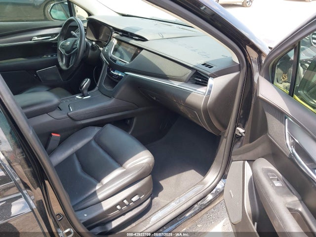 2017 CADILLAC XT5 1GYKNCRS7HZ164105 Photo 4