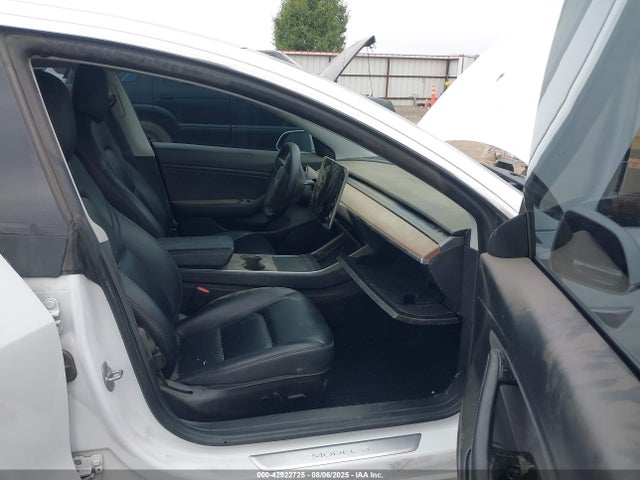 2020 TESLA MODEL 3 5YJ3E1EB3LF807276 Photo 4