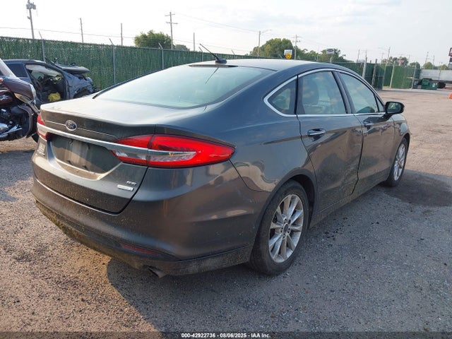 Ford 2017 2017 3FA6P0HD8HR113936 Image 4
