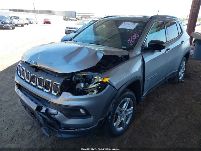 Jeep 2024 2024 3C4NJDBN7RT596694 Image 2