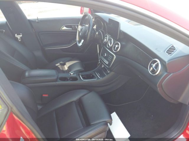 2017 MERCEDES-BENZ CLA 250 WDDSJ4GBXHN486079 Photo 4