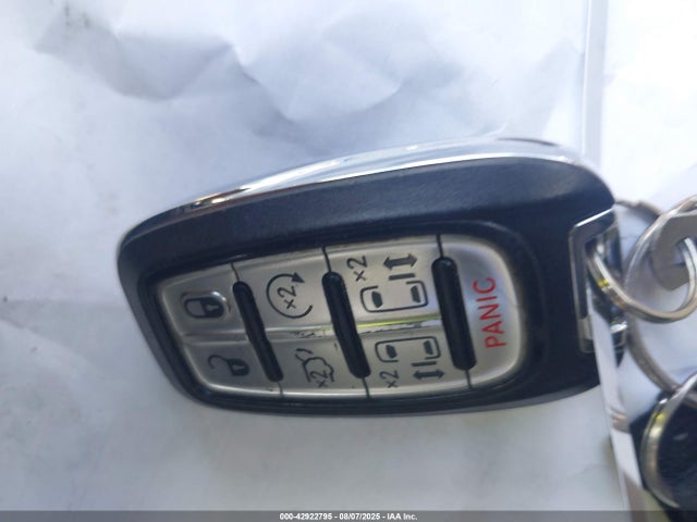 2C4RC1EG7HR850901 Chrysler Pacifica