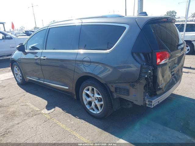 2C4RC1EG7HR850901 Chrysler Pacifica