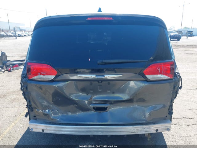 2C4RC1EG7HR850901 Chrysler Pacifica
