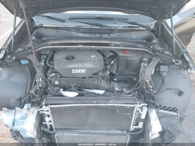 BMW X1 2016 WBXHT3C30GP886679 Image 10