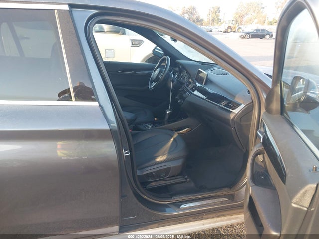BMW X1 2016 WBXHT3C30GP886679 Image 5
