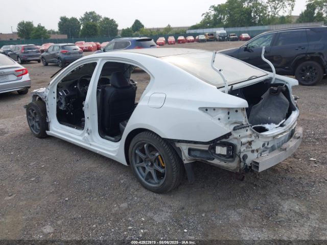 2018 ACURA TLX 19UUB2F5XJA011255 Photo 2